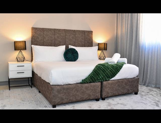 5,472M² HOTEL FOR SALE IN HATFIELD